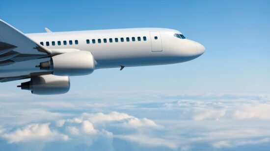 Commercial-airplane-in-flight-GettyImages-155100263-Med