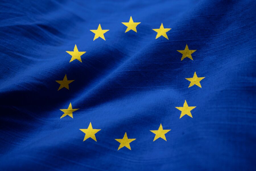 Flag-European-Union-GettyImages-1031313036-Med